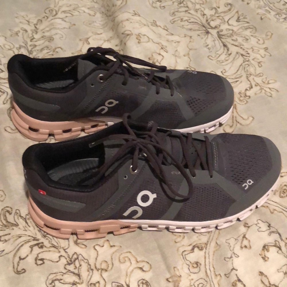 Women’s OnCloud Shoes